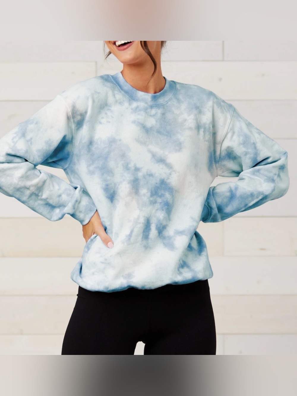 Original Use Light Blue & Cream Tie-Dye Crewneck (819)